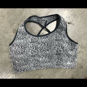 Sobo Sport medium tank blk white sports bra